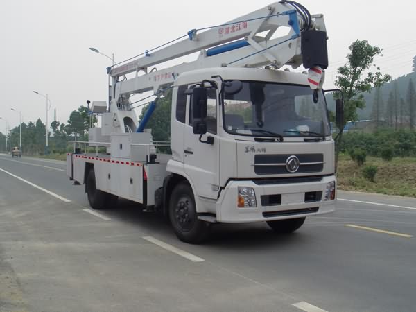 東風天錦20米三節(jié)臂高空作業(yè)車(國Ⅳ排放)