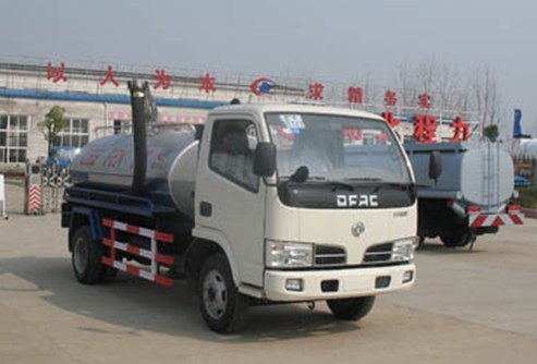 廣東5噸吸糞車(chē)價(jià)格 5噸吸污車(chē)廠(chǎng)家