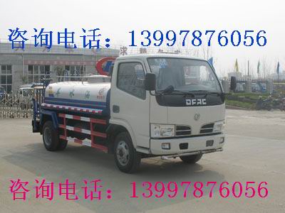 哪里買的福瑞卡灑水車最好，灑水車廠家直銷，質(zhì)量好價(jià)格低