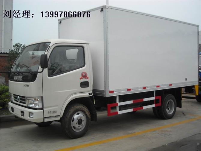 邵陽(yáng)1.2噸鮮貨冷藏車 東風(fēng)小霸王冷藏車