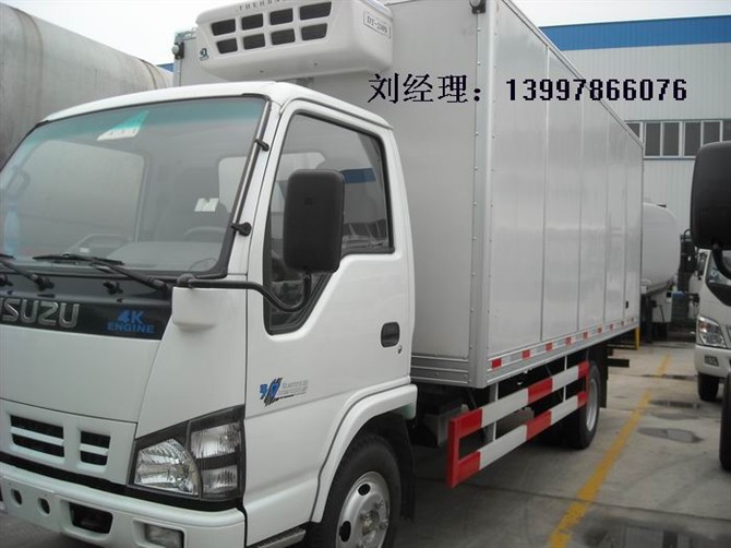 黃岡哪里有售冷藏車 東風(fēng)145冷藏車 1.5噸冷藏車價(jià)格