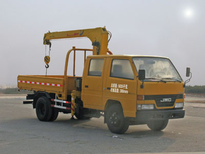 廠家供應(yīng)半掛隨車吊   隨車吊價(jià)格  隨車吊圖片