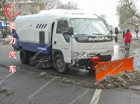 湖北隨州多功能掃路推雪車廠家報價