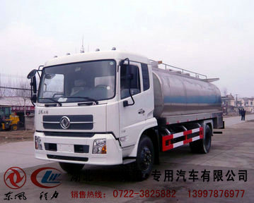 沈陽(yáng)奶罐車 鮮奶運(yùn)輸車 解放液態(tài)食品運(yùn)輸車 不銹鋼奶罐車