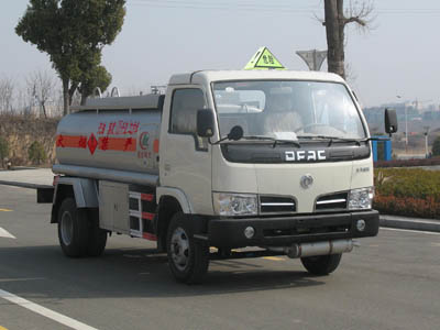 東風(fēng)大金霸運油車