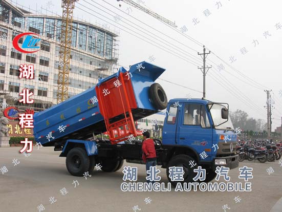 東風小型掛桶垃圾車  廠家直銷···價格最低···