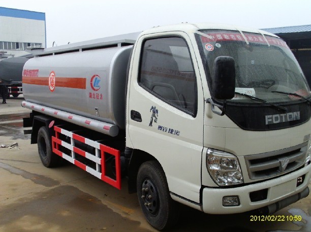 6方油罐車 5噸加油車 3噸加油車 小型加油車