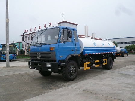 湖北隨州最好的東風(fēng)153灑水車190馬力的灑水車，10-15方水車