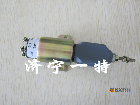 小松pc60-7熄火電磁閥 旋轉(zhuǎn)電磁閥 小松電器件 小松挖掘機(jī)配件