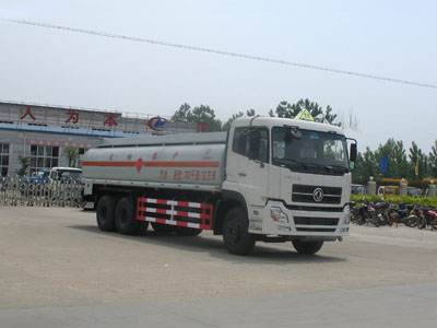 東風天龍后雙橋運油車