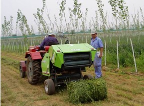 稻草撿拾打捆機(jī)　中山稻草撿拾打捆機(jī)價(jià)格　中山稻草撿拾打捆機(jī)視頻