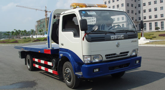 全國(guó)首選的平板運(yùn)輸車(chē)東風(fēng)天錦、道路清掃，道路清障車(chē)報(bào)價(jià)，？？