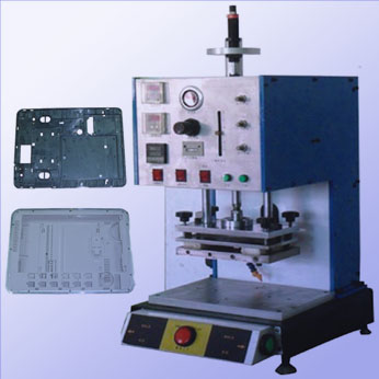 江西電視殼鉚點(diǎn)焊接機(jī)，萍鄉(xiāng)塑料多鉚接機(jī)