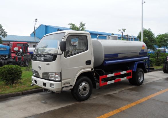 小型灑水車5噸灑水車8噸灑水車