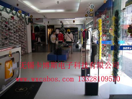 宜興服裝店防盜門、宜興服裝店防盜門價(jià)格無(wú)錫卡博斯