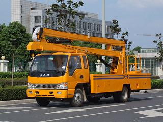 JB5060JGKA 型高空作業(yè)車，高空作業(yè)設(shè)備。