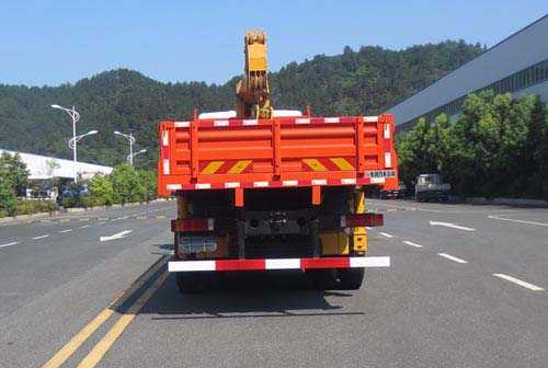 呼和浩特市 東風(fēng)天龍隨車吊 貨箱多少米