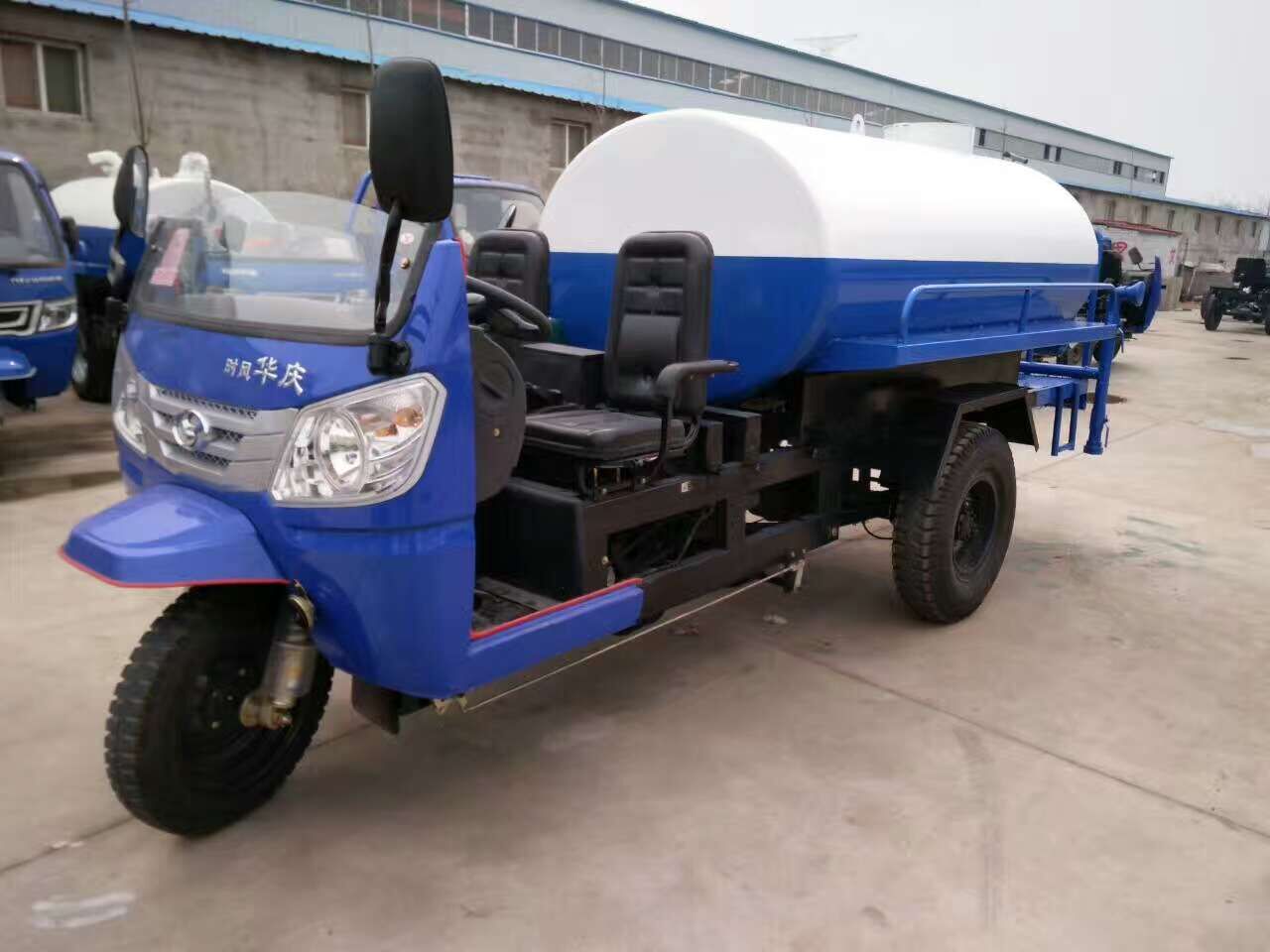 河南安陽(yáng)農(nóng)用三輪吸糞車價(jià)格2.5立方三輪吸糞車