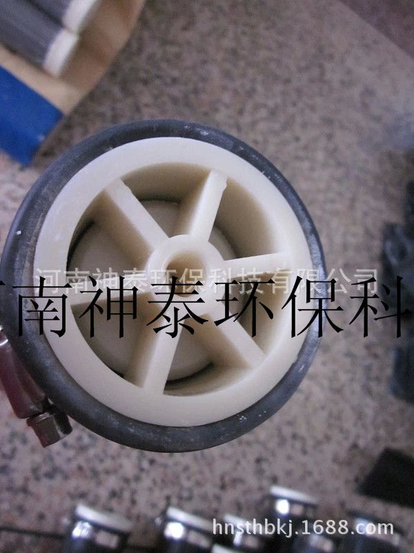 微孔曝氣器,管式曝氣器