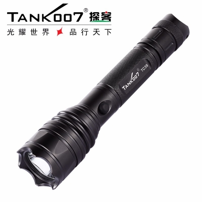 TANK007汽車(chē)直充安全 TC39探客手電筒救生錘進(jìn)口LED強(qiáng)光