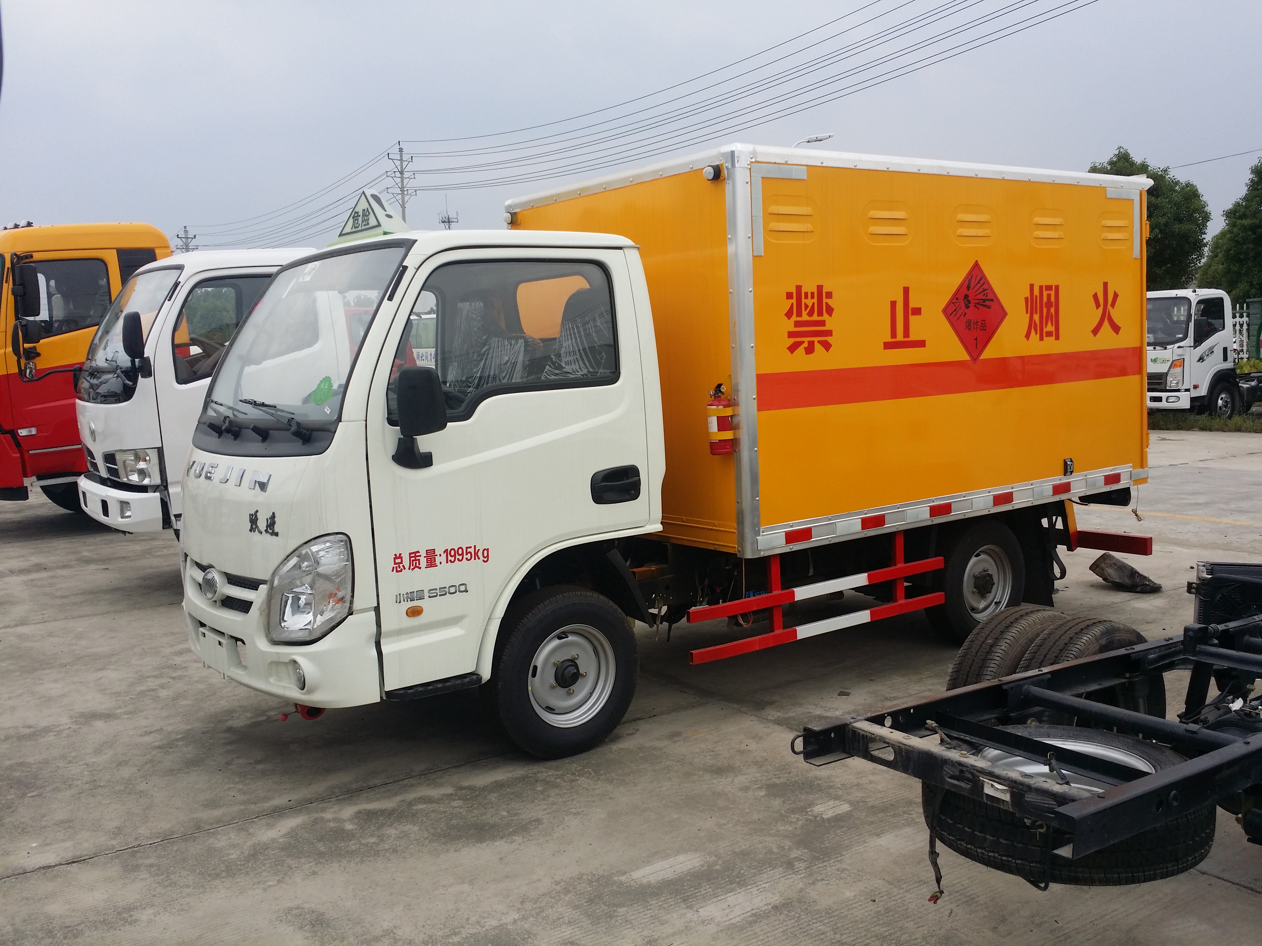 躍進國五藍牌防暴車運輸車 防暴車多少錢一臺藍牌的