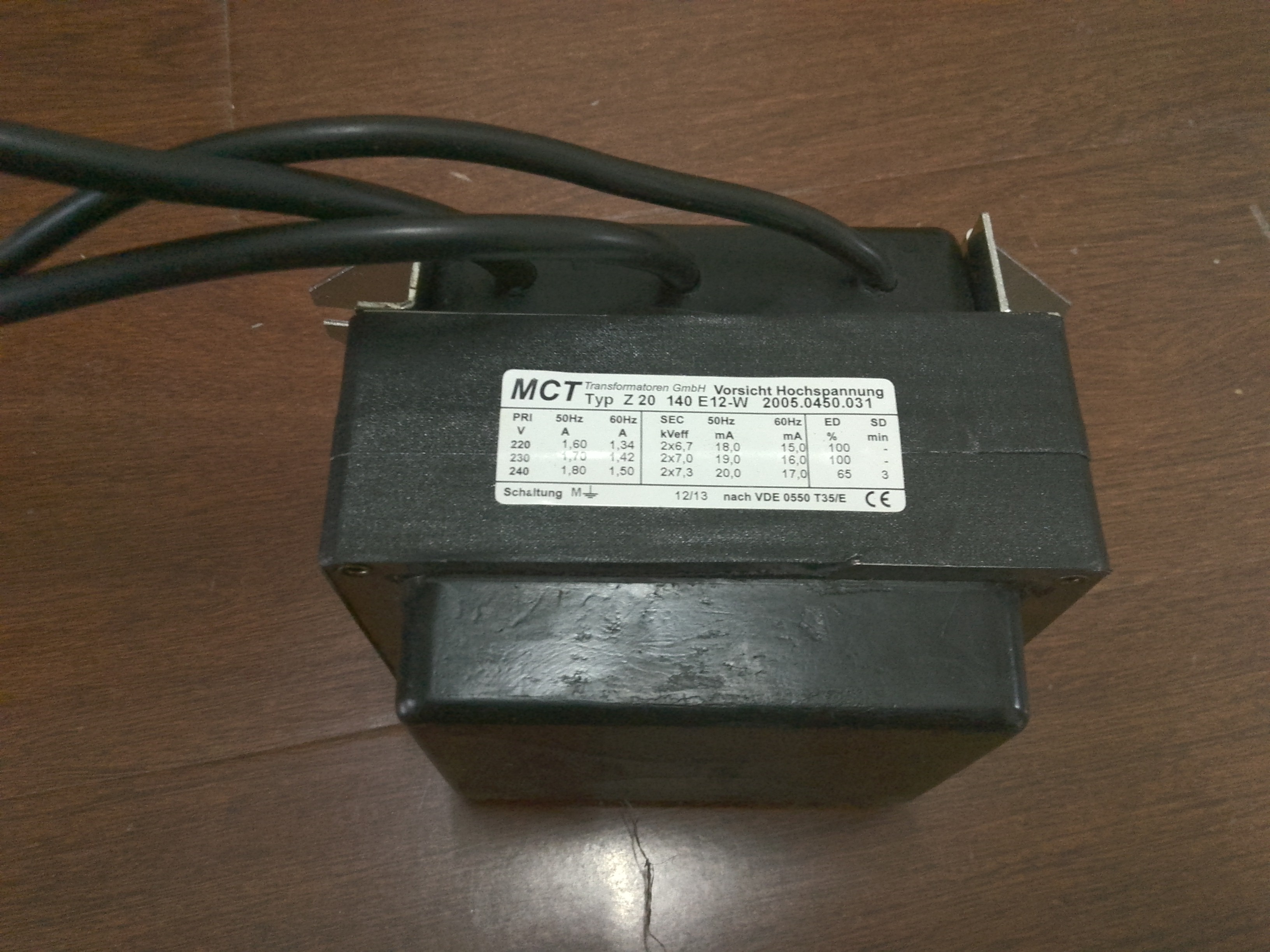 點(diǎn)火變壓器：W-ZG02/2，W-ZG01/2，2*7KV，2*5KV