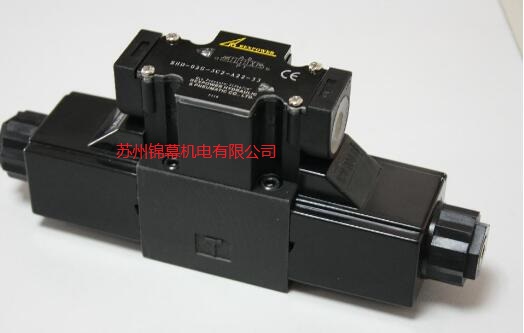 MJCS-03WLL臺(tái)灣銳力REXPOWER壓力繼電器，距管廊柱中心線0.6m。