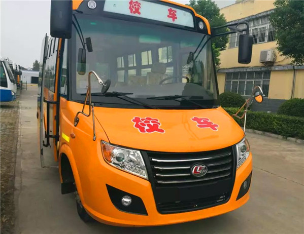 阿壩楚風(fēng)19座幼兒園校車_校車價(jià)格