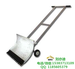 輪式推雪車（輪式人工除雪車），除雪用具