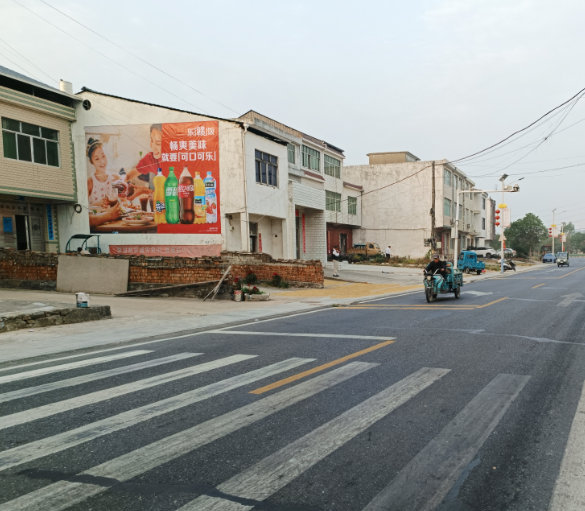 萍鄉(xiāng)市城鎮(zhèn)掛布廣告哪家好 欣美工人工作認真 售后負責