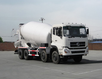 東風(fēng)天龍混凝土攪拌運(yùn)輸車