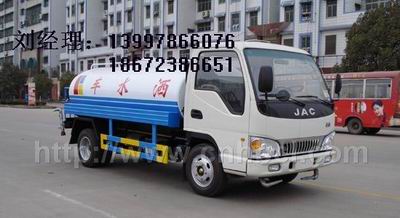 威海灑水車  威海小霸王灑水車價(jià)格性能參數(shù)