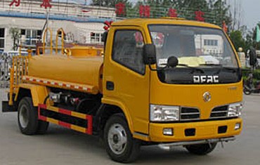 中國(guó)哪里有賣(mài)灑水車(chē)的 灑水車(chē)廠家 園林綠化灑水車(chē)