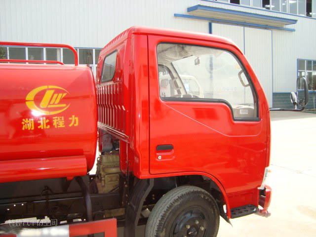 東風(fēng)140尖頭運水車 東風(fēng)145平頭灑水車 東風(fēng)153綠化園林