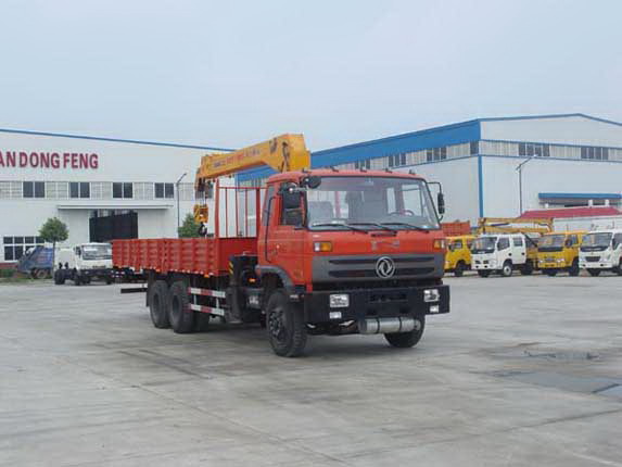 東風(fēng)單橋隨車吊廠家東風(fēng)145隨車起重運(yùn)輸車供應(yīng)