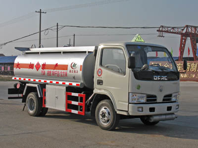 陜西 綏德加油車(chē)廠家價(jià)格 3噸加油車(chē)廠家5噸加油車(chē)廠家最低價(jià)格