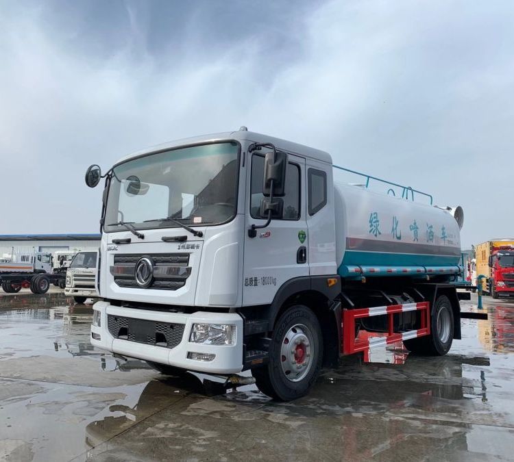 東風(fēng)12噸灑水車 用于街道小區(qū)噴霧降塵 多功能綠化噴灑車