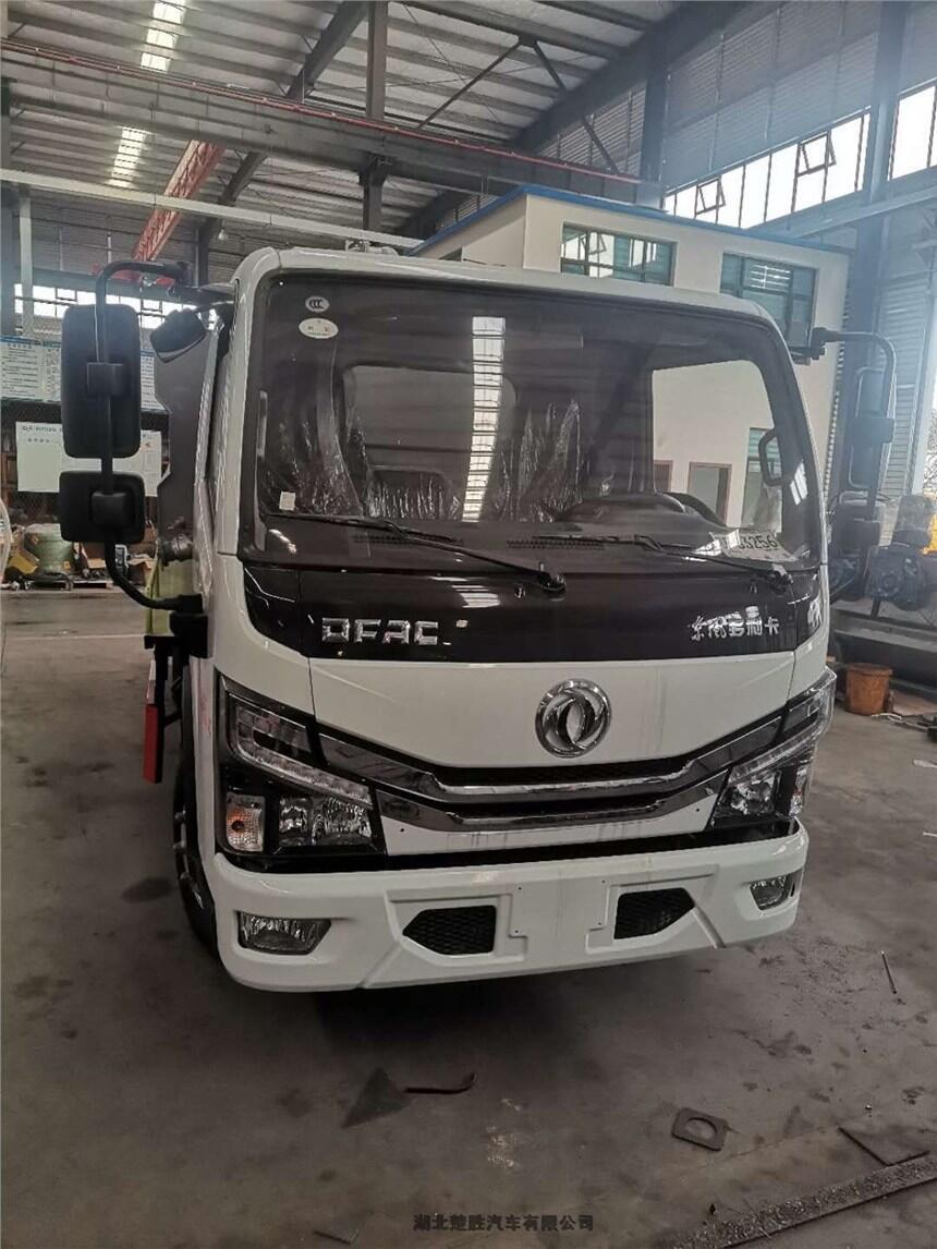 江西可以上藍(lán)牌6方清洗吸污車