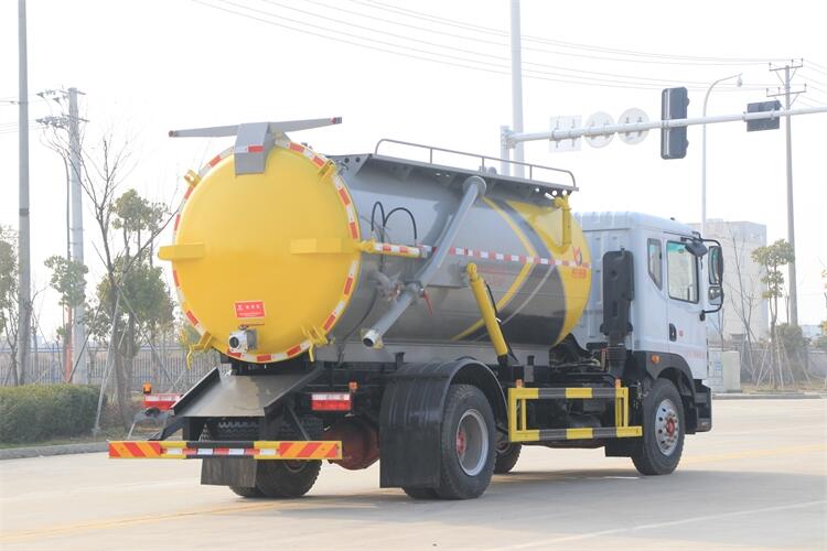 嘉峪關(guān)小型排糞車銷售點 吸污車廠家價格 廠家走量車型