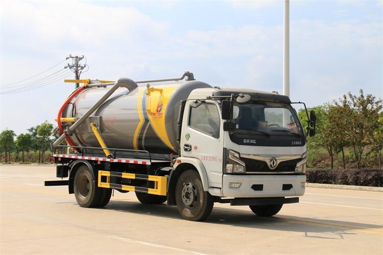 安國養(yǎng)豬場抽糞車銷售點 吸糞車出廠價格 工廠優(yōu)選產(chǎn)品