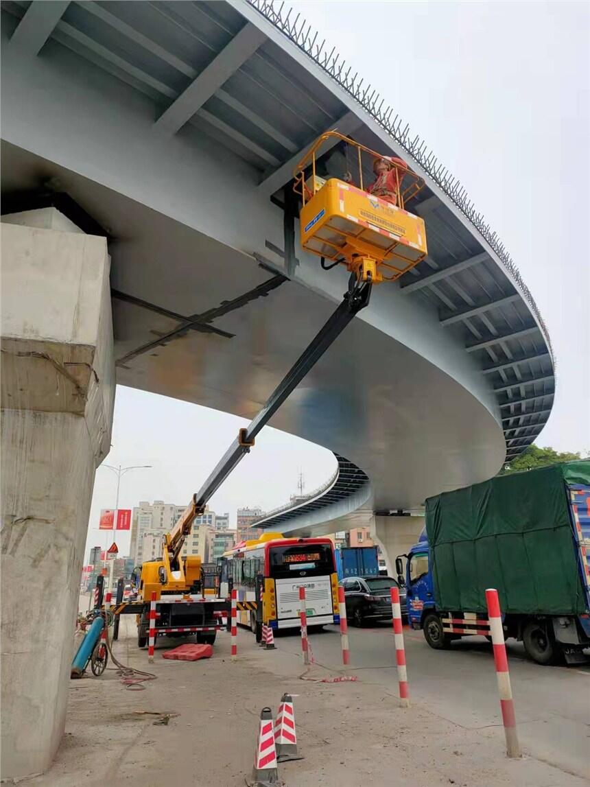 廣州路燈車出租、燈車租賃、21米高空路燈車出租公司