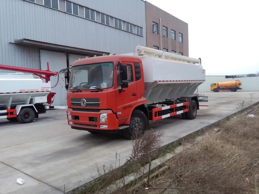 廣州東風(fēng)天錦散裝飼料運(yùn)輸車廠家直銷