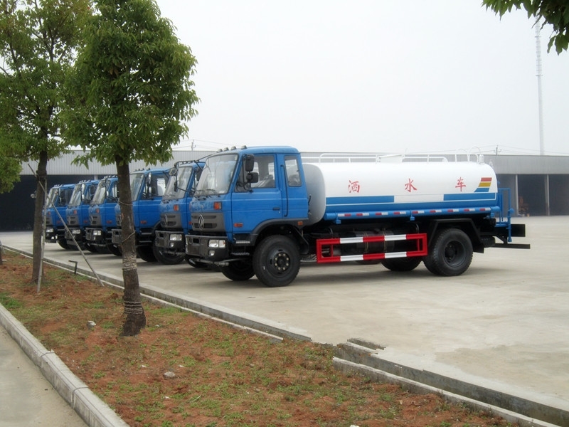 三明哪有東風(fēng)抗旱抑塵車灑水車