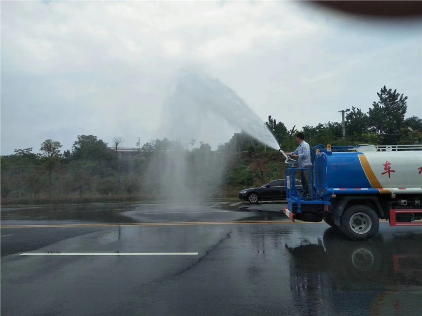 廠家園林綠化灑水車