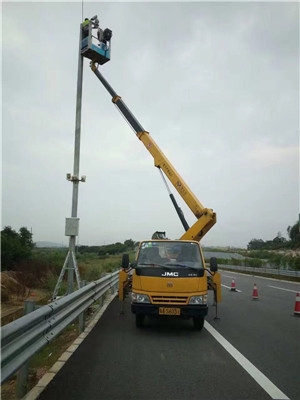 供應(yīng)珠海高空作業(yè)車出租路燈車租賃廠家報(bào)價(jià)