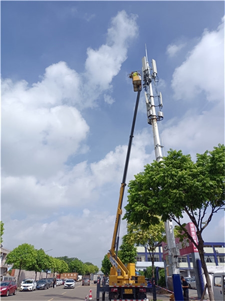 汕頭市高空作業(yè)車出租，路燈車出租，攝像頭安裝車出租