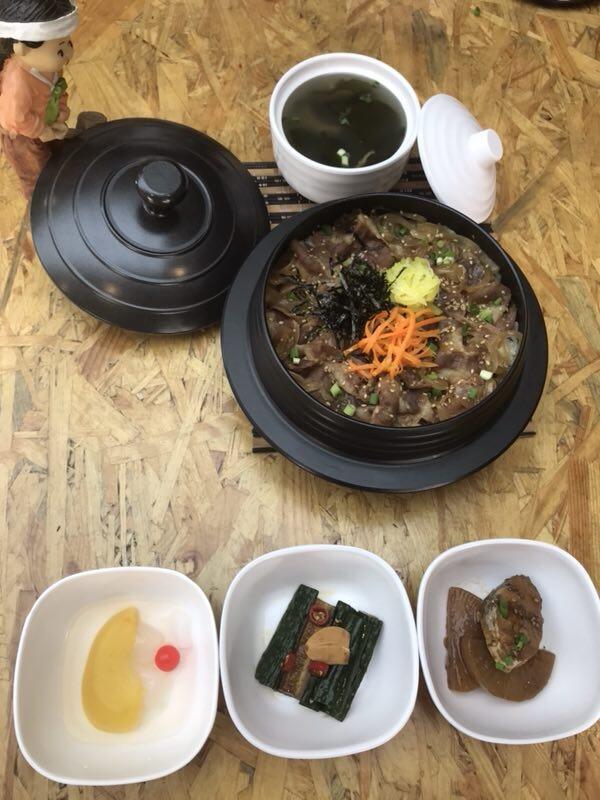 韓式牛肉飯加盟，后期服務完善，自己當老板