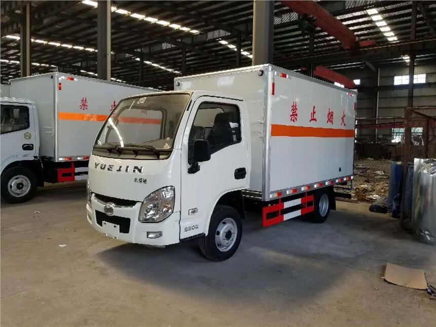 甘肅工廠夏季大促銷=腐蝕性物品運(yùn)輸車-8類危險(xiǎn)品