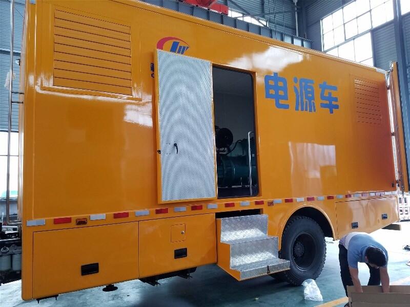 應(yīng)急電源車300KW移動電源車生產(chǎn)廠家