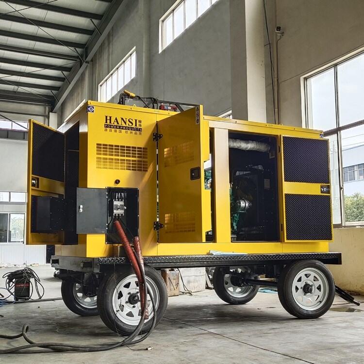 100千瓦拖車(chē)移動(dòng)式柴油發(fā)電機(jī)HS125KVA